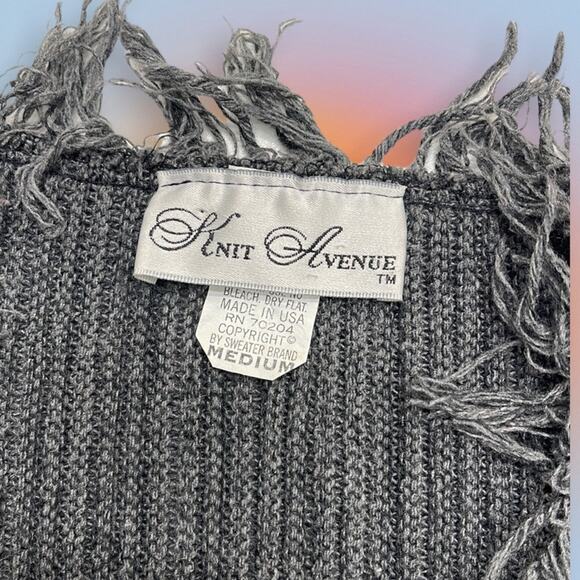 KNIT AVENUE Women’s Medium Gray Long Sweater - Picture 3 of 5